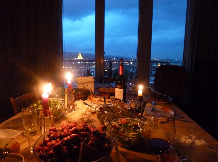 candle-light-dinner