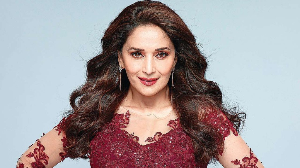 823970-791786-madhuri-dixit-nene-021619-01